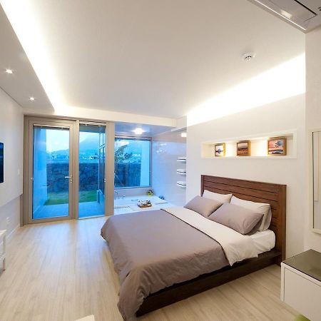 Comma&Spa Resort Seogwipo Exterior foto