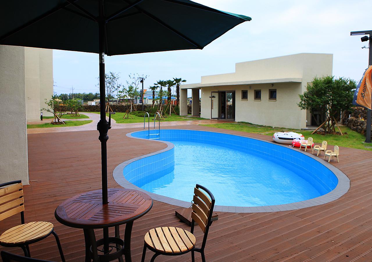 Comma&Spa Resort Seogwipo Exterior foto